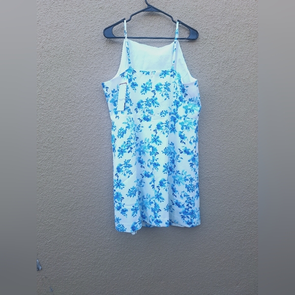 NWT FRENCH CONNECTION Floral Blue and White Dress - Picture 5 of 6